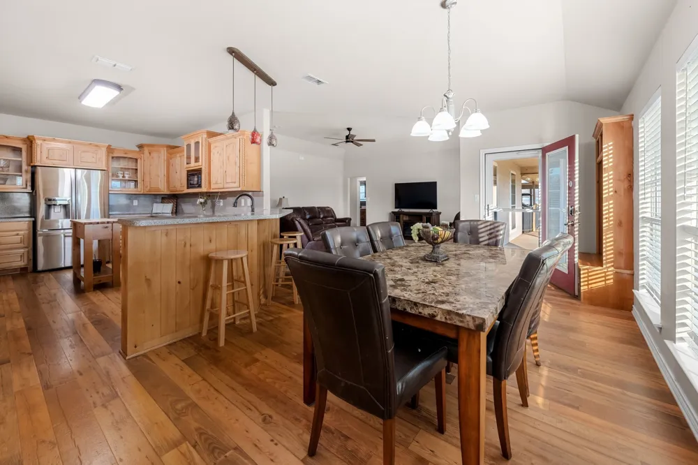 2801 County Road 1600 Alba, TX 75410