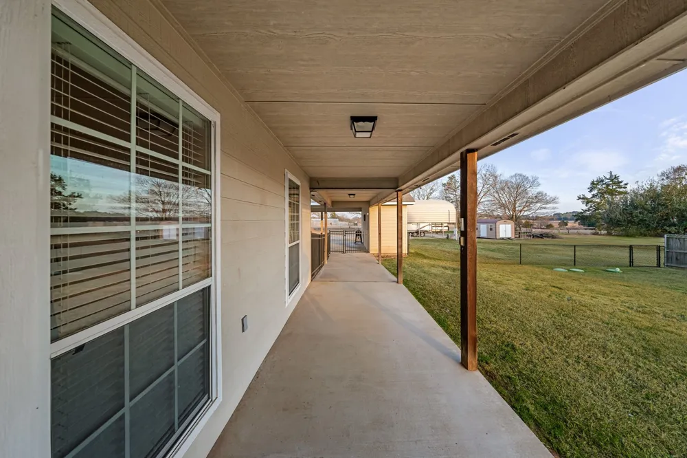 2801 County Road 1600 Alba, TX 75410