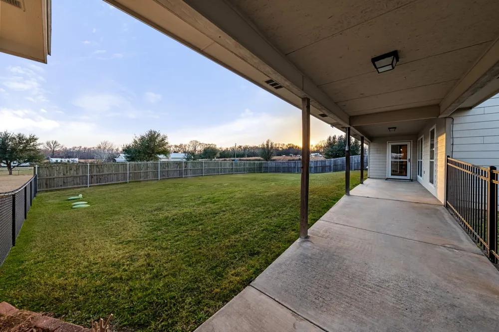 2801 County Road 1600 Alba, TX 75410