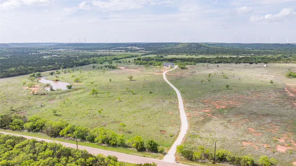 1700 County Road 207 Ovalo, TX 79541