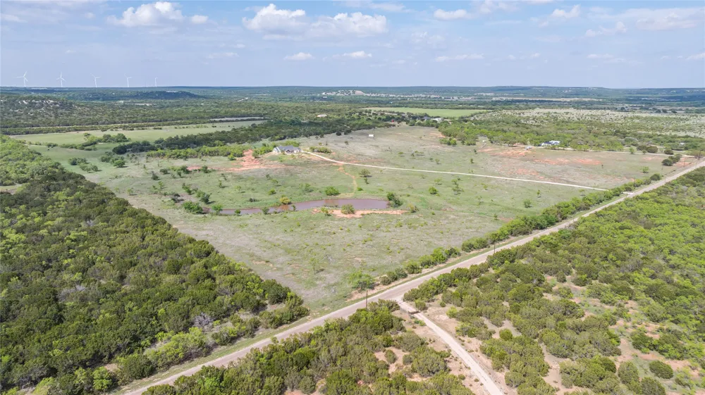 1700 County Road 207 Ovalo, TX 79541