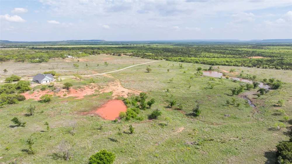 1700 County Road 207 Ovalo, TX 79541