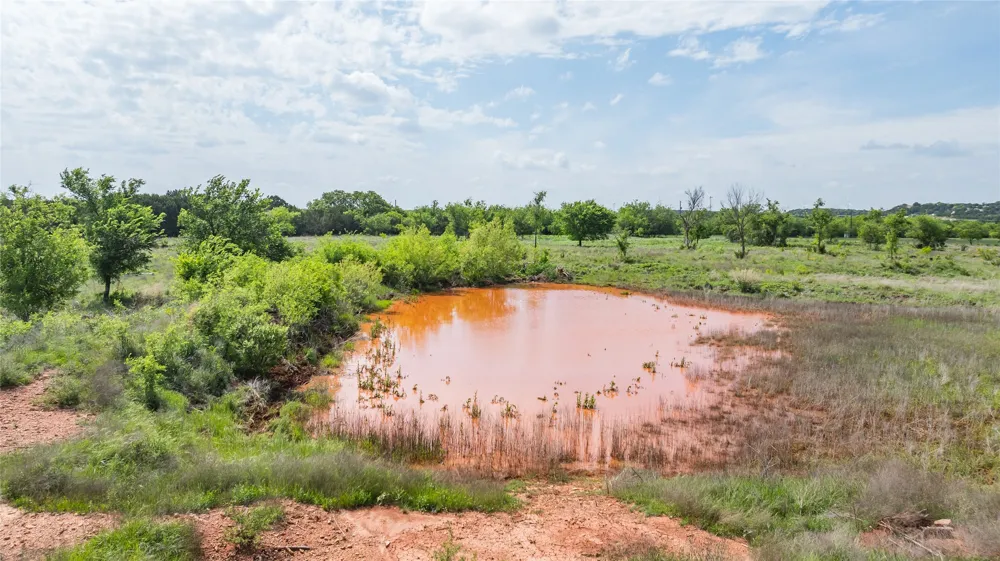 1700 County Road 207 Ovalo, TX 79541