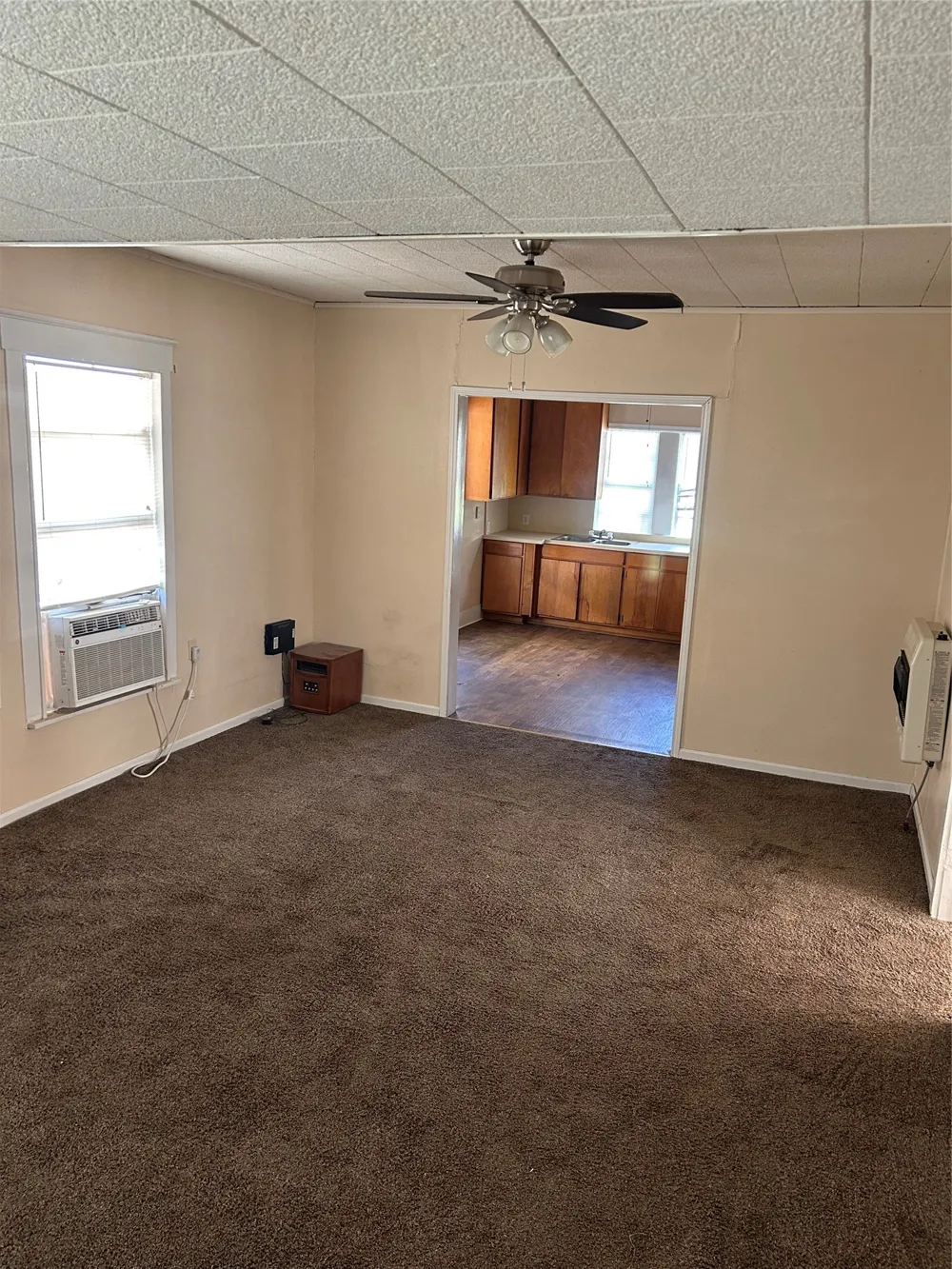 300 Harrison Avenue Newcastle, TX 76372