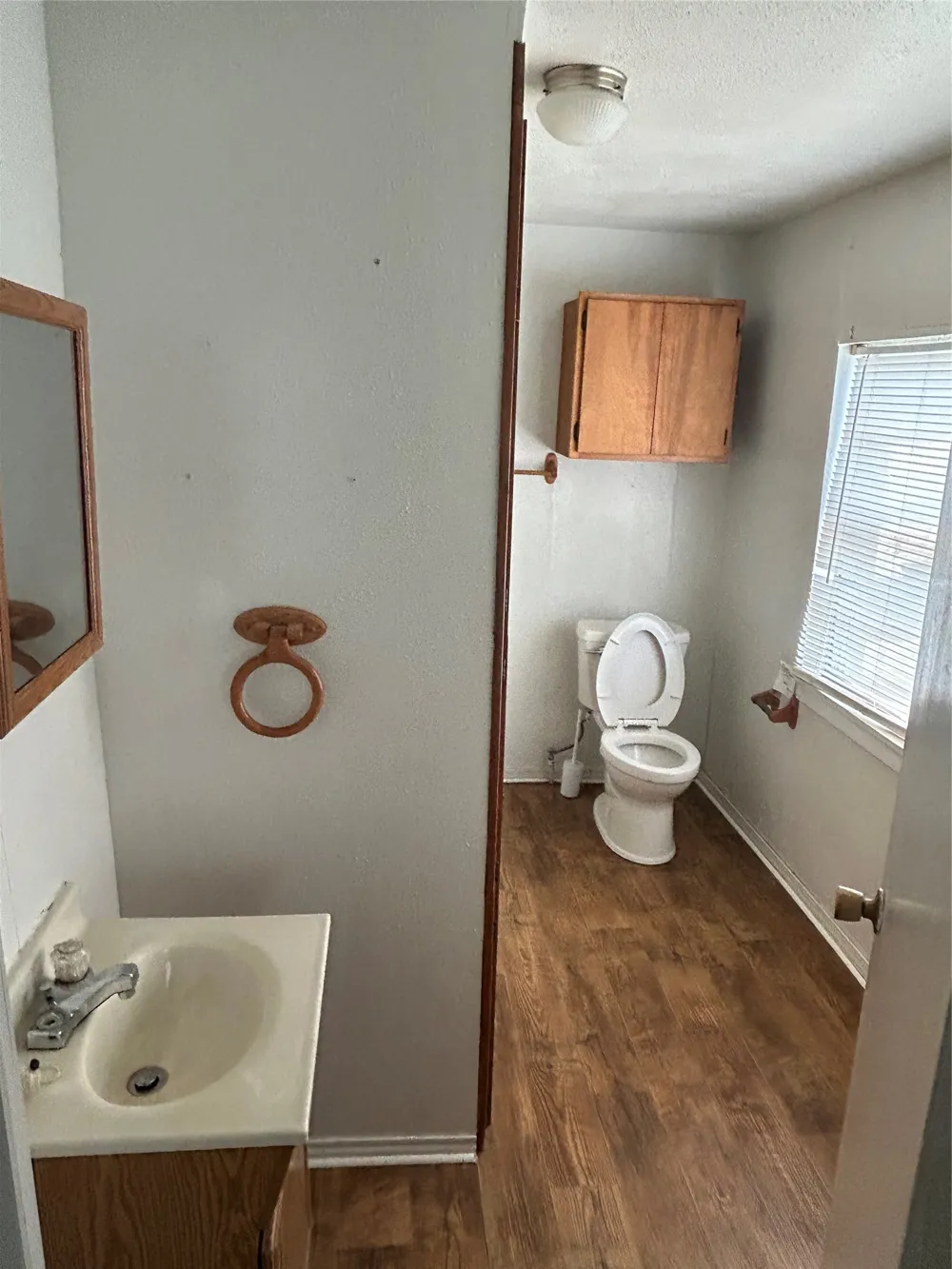 300 Harrison Avenue Newcastle, TX 76372