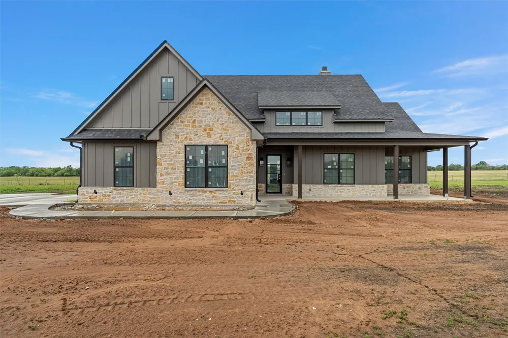 407 Lacek Mill Road China Spring, TX 76633