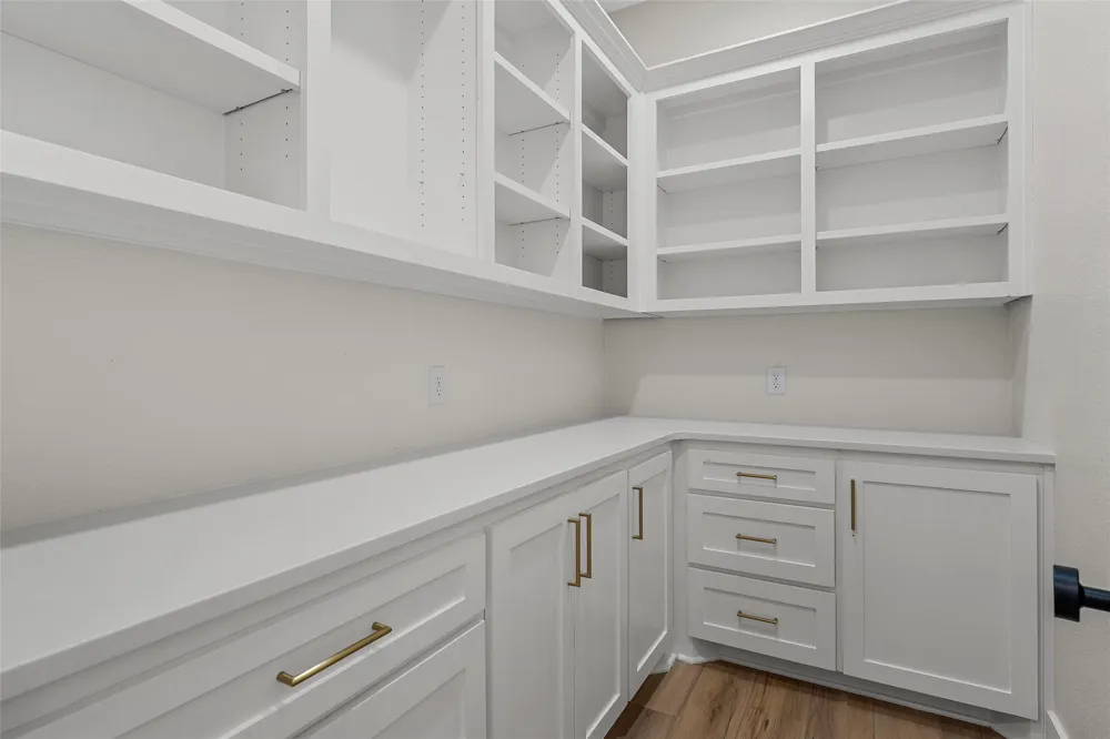 407 Lacek Mill Road China Spring, TX 76633