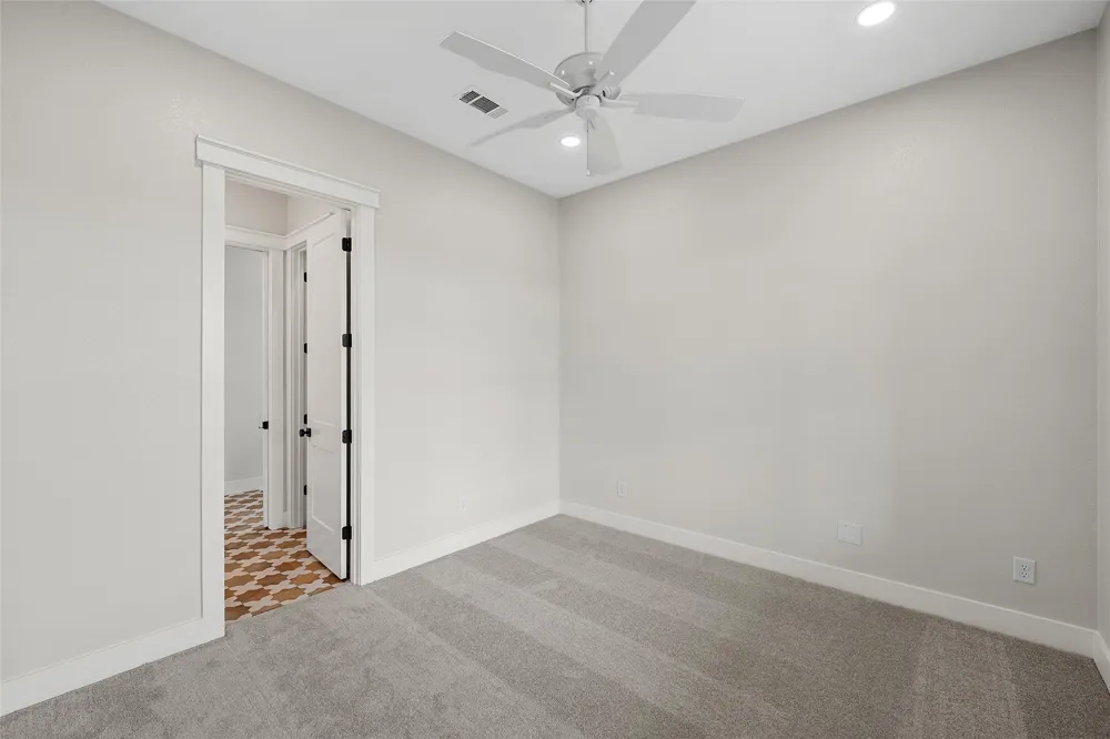 407 Lacek Mill Road China Spring, TX 76633