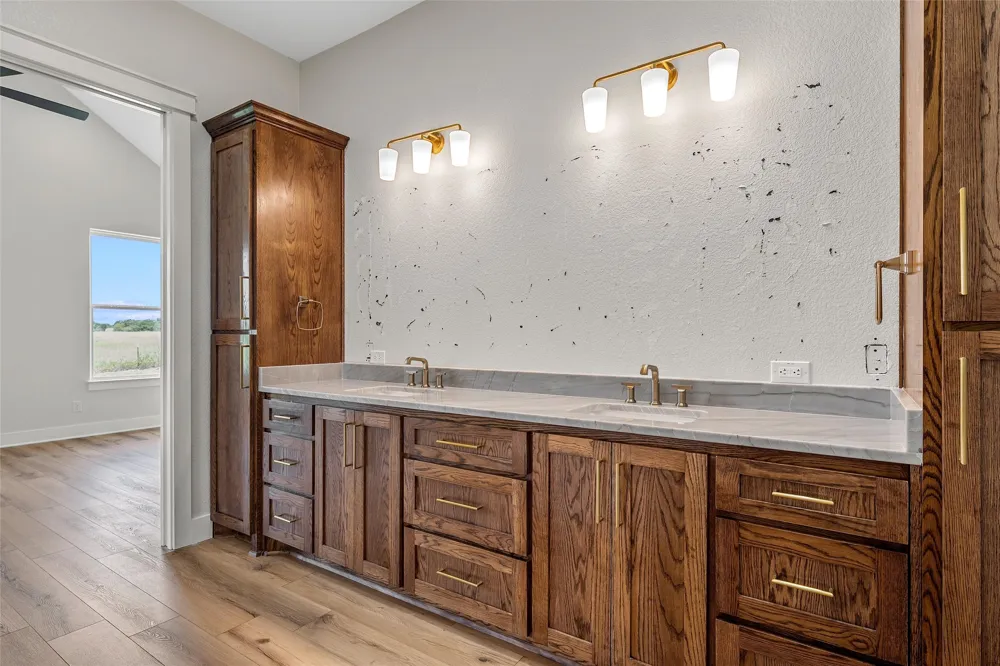 407 Lacek Mill Road China Spring, TX 76633