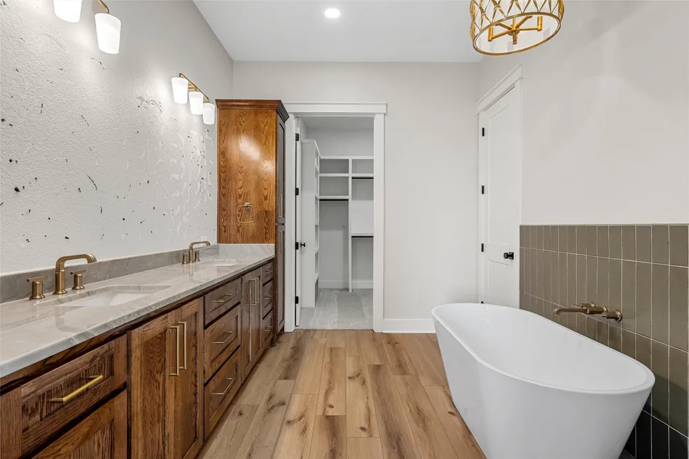 407 Lacek Mill Road China Spring, TX 76633