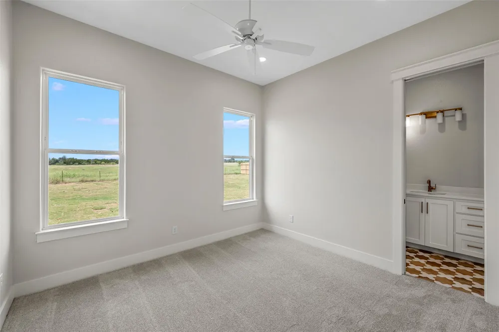407 Lacek Mill Road China Spring, TX 76633