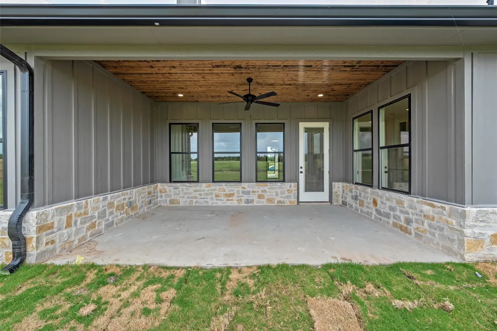 407 Lacek Mill Road China Spring, TX 76633