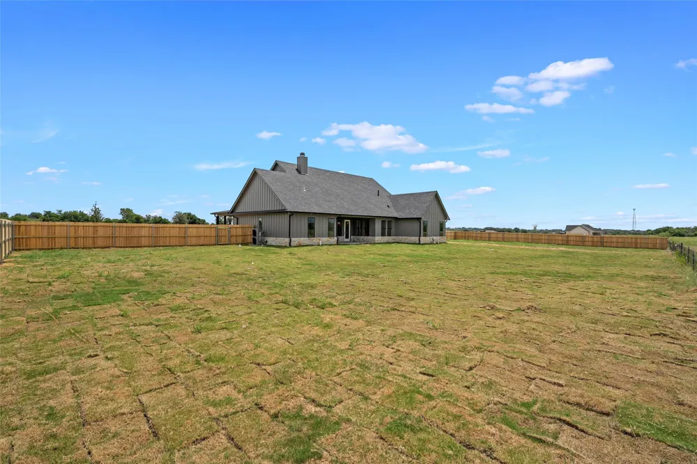 407 Lacek Mill Road China Spring, TX 76633