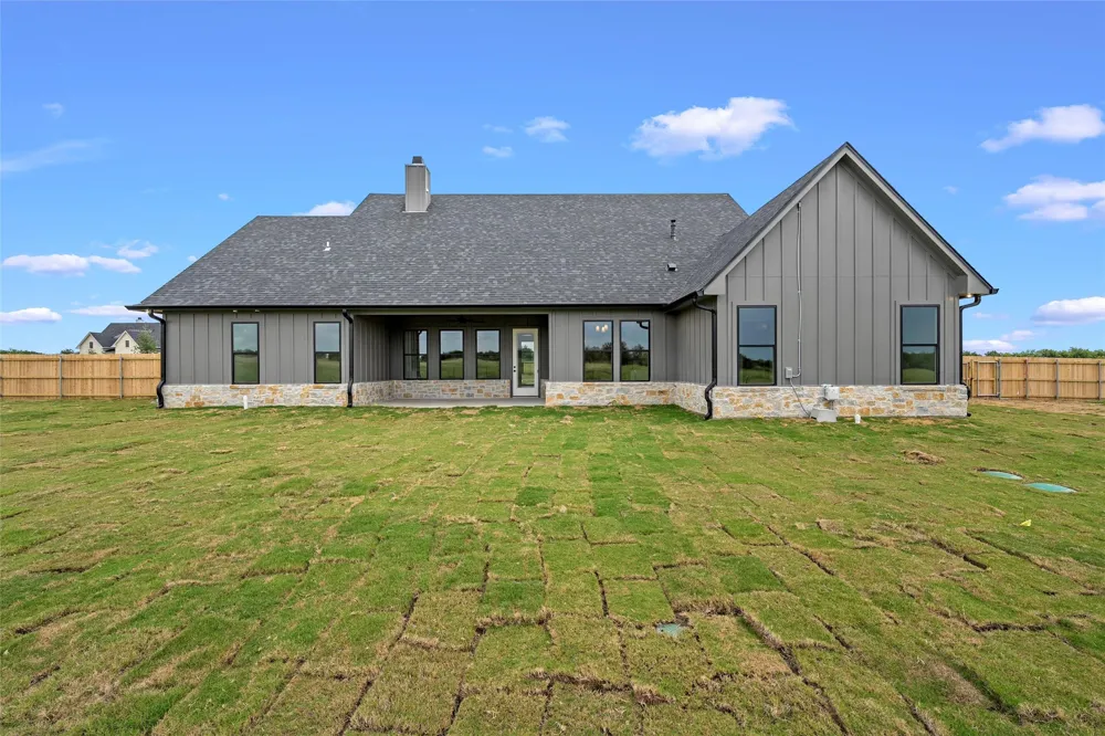 407 Lacek Mill Road China Spring, TX 76633
