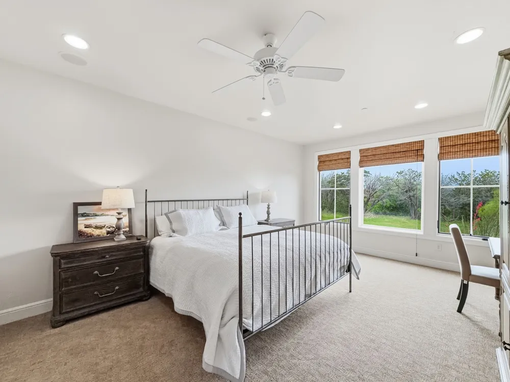 2033 Harbor Way #104 Graford, TX 76449