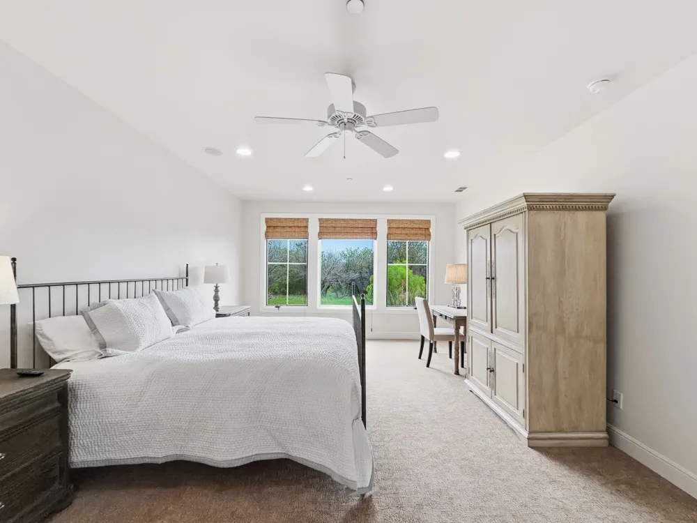 2033 Harbor Way #104 Graford, TX 76449