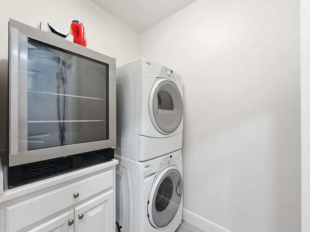 2033 Harbor Way #104 Graford, TX 76449