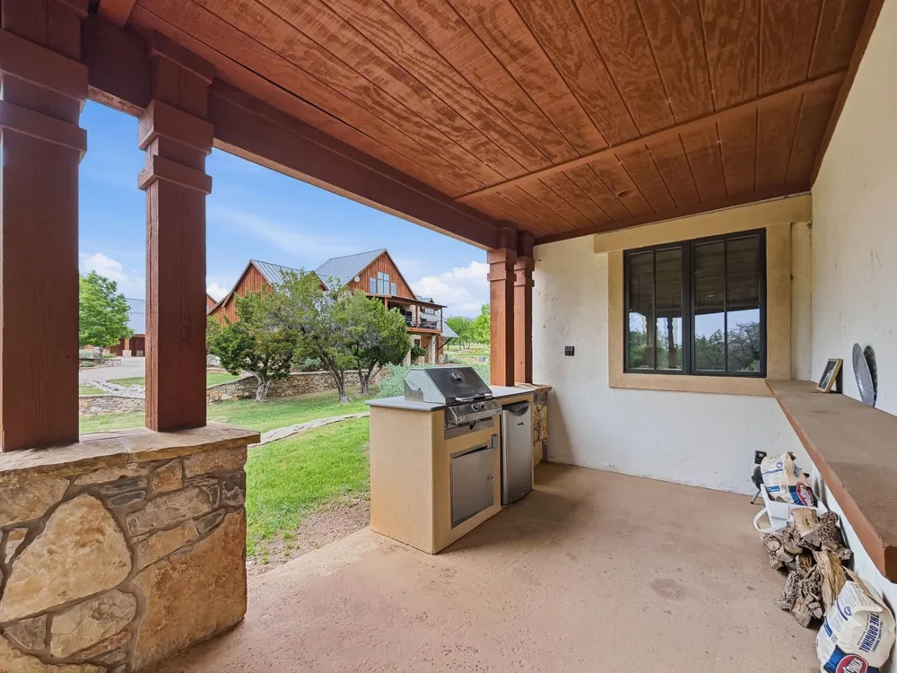 2033 Harbor Way #104 Graford, TX 76449