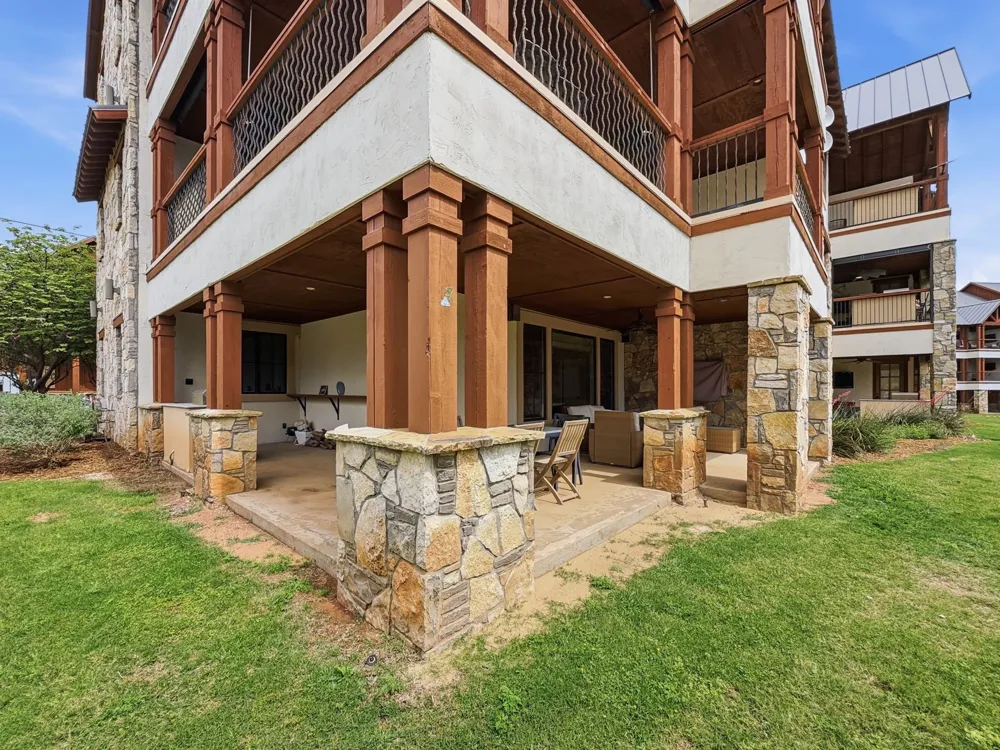 2033 Harbor Way #104 Graford, TX 76449
