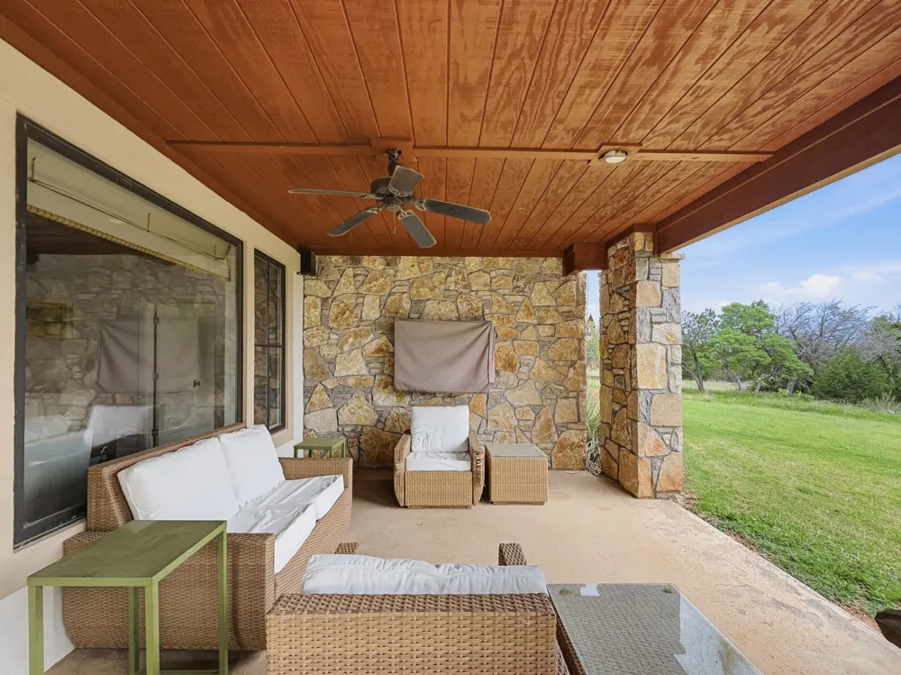 2033 Harbor Way #104 Graford, TX 76449