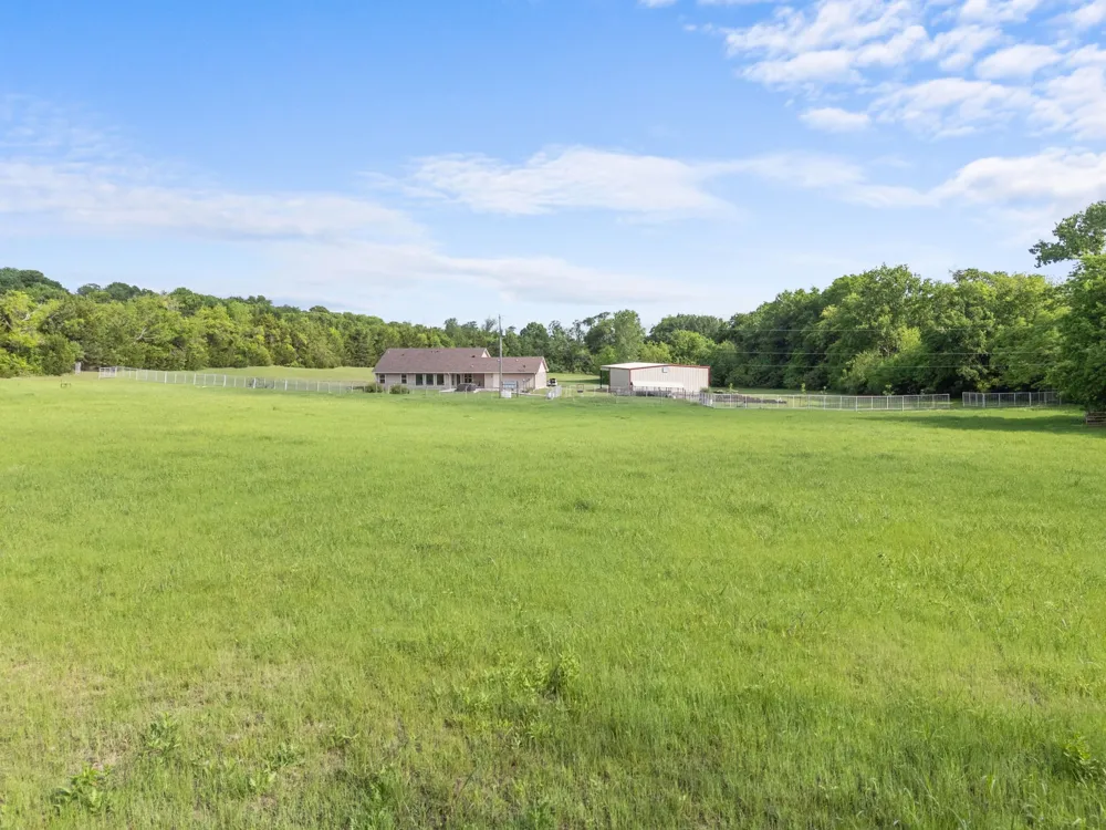 254 Jackson Road Whitewright, TX 75491