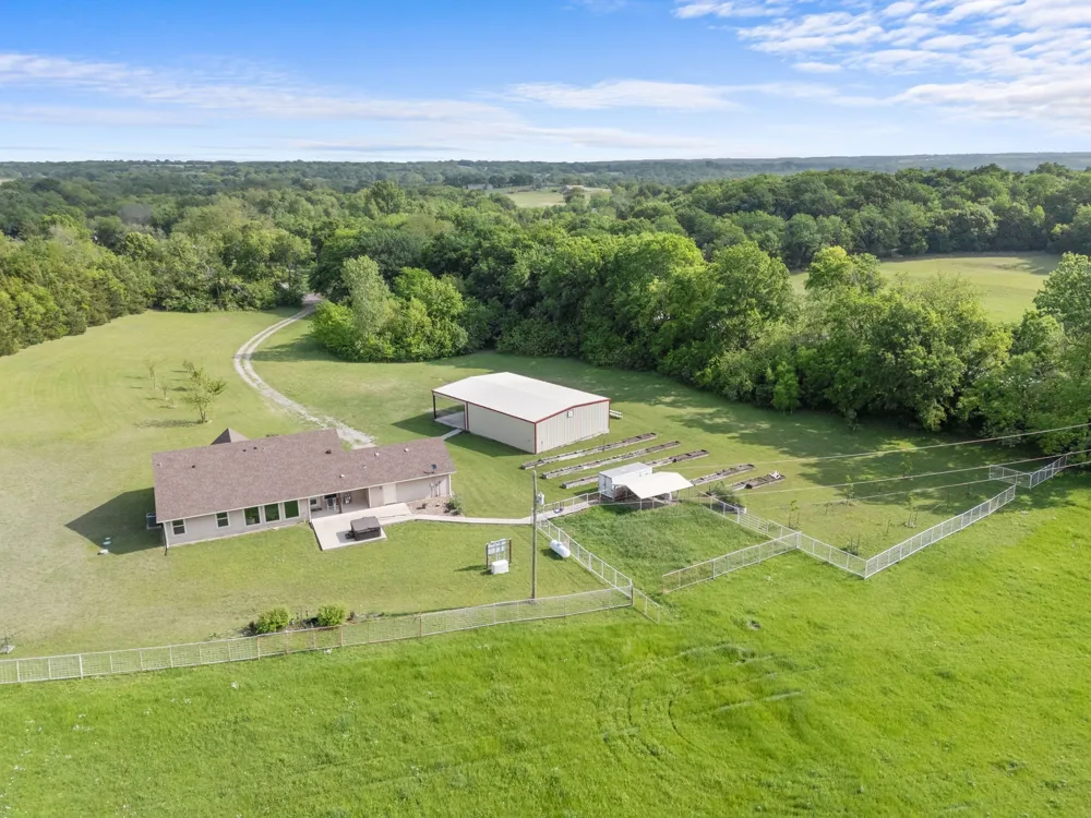 254 Jackson Road Whitewright, TX 75491