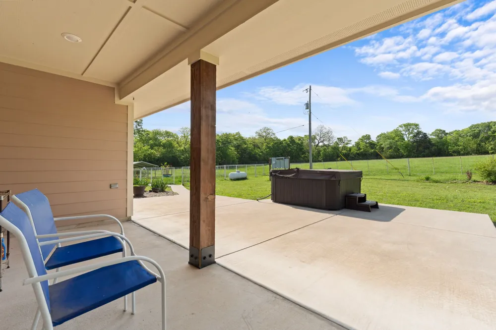 254 Jackson Road Whitewright, TX 75491