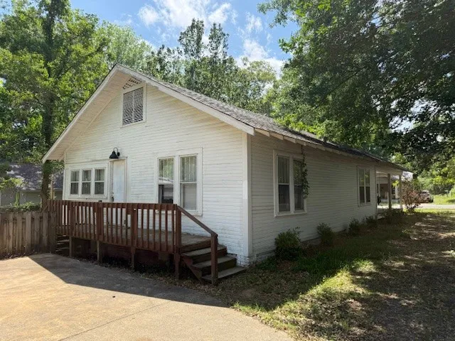 115 Goode Avenue Minden, LA 71055