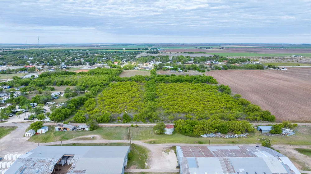 18 Avenue A Haskell, TX 79521