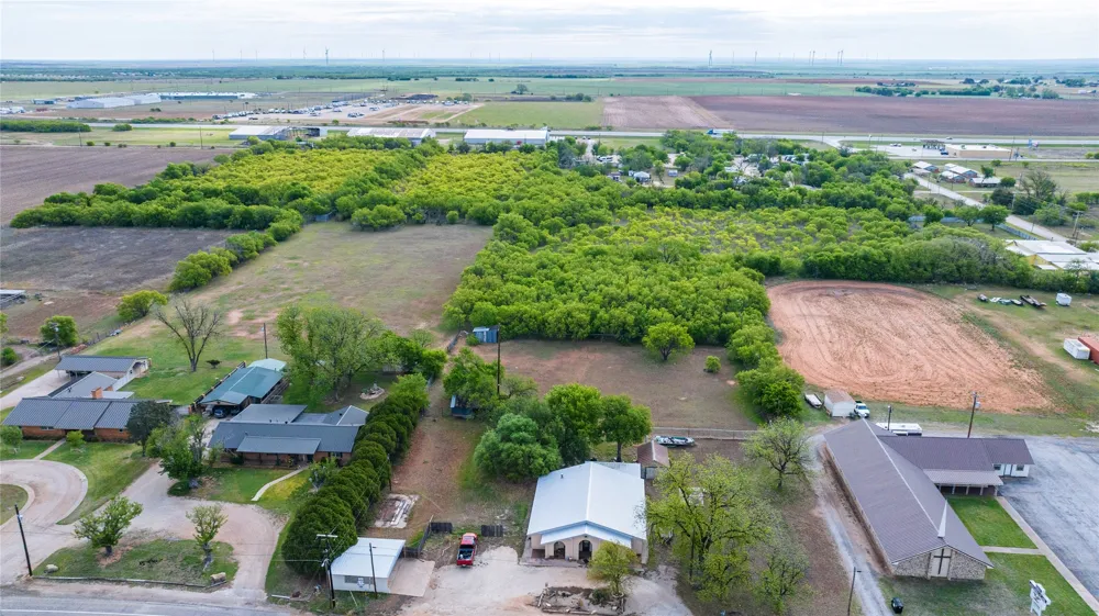 18 Avenue A Haskell, TX 79521