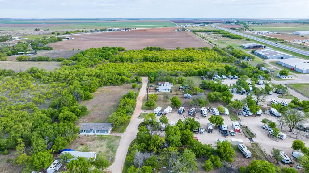 18 Avenue A Haskell, TX 79521