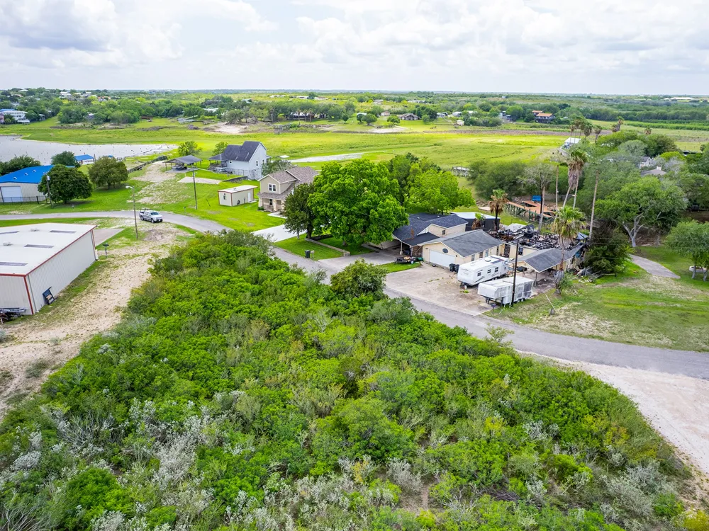 Carmel Drive Sandia, TX 78383
