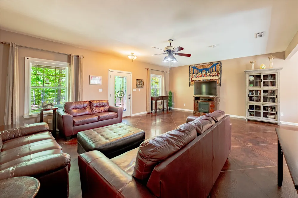 458 Cherokee Cove . Drive Jacksonville, TX 75766