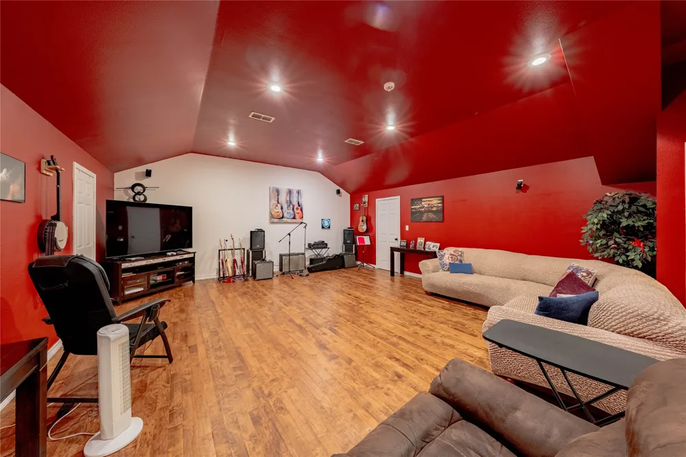 458 Cherokee Cove . Drive Jacksonville, TX 75766