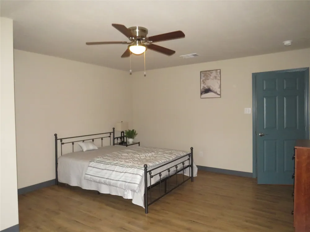 12069 Joyce Lane #6 Roanoke, TX 76262