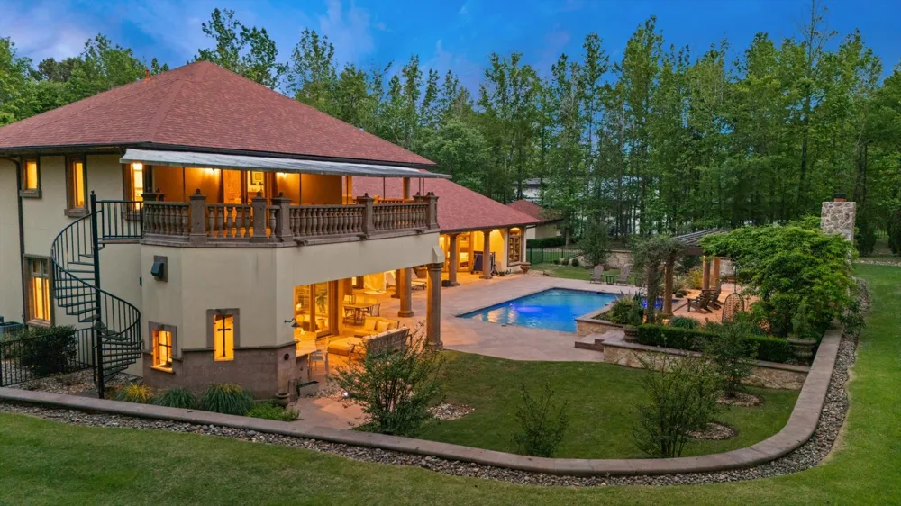 3705 Champions Ridge Lane Longview, TX 75605