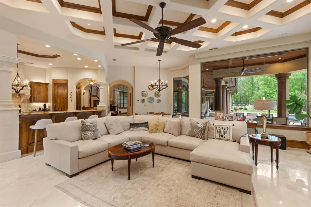3705 Champions Ridge Lane Longview, TX 75605