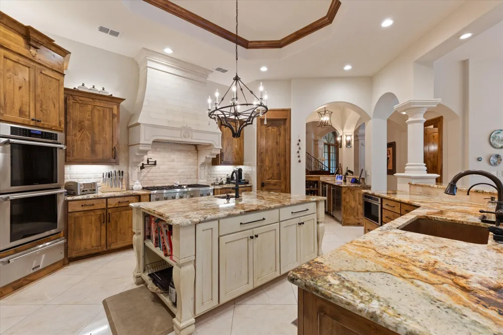 3705 Champions Ridge Lane Longview, TX 75605