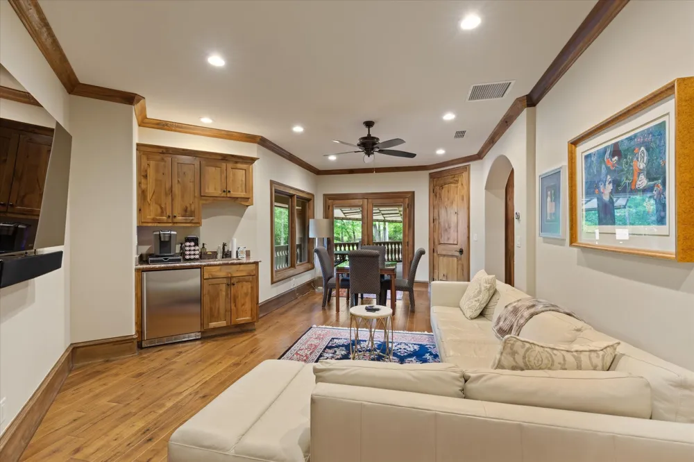 3705 Champions Ridge Lane Longview, TX 75605