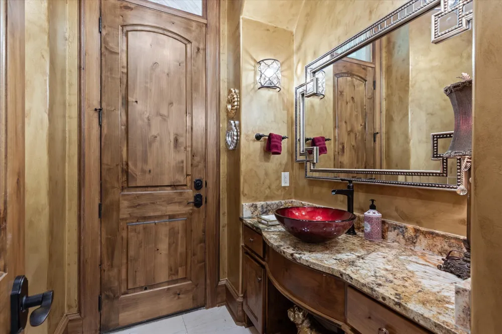 3705 Champions Ridge Lane Longview, TX 75605
