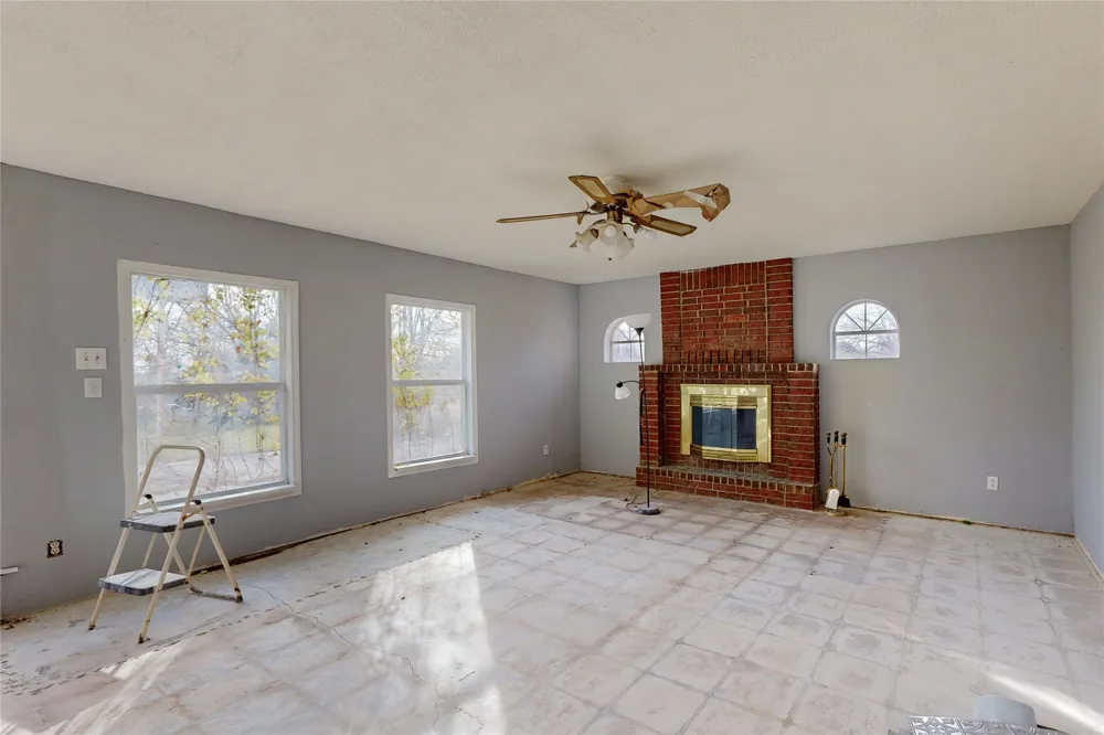 13015 S Fm 148 Scurry, TX 75158