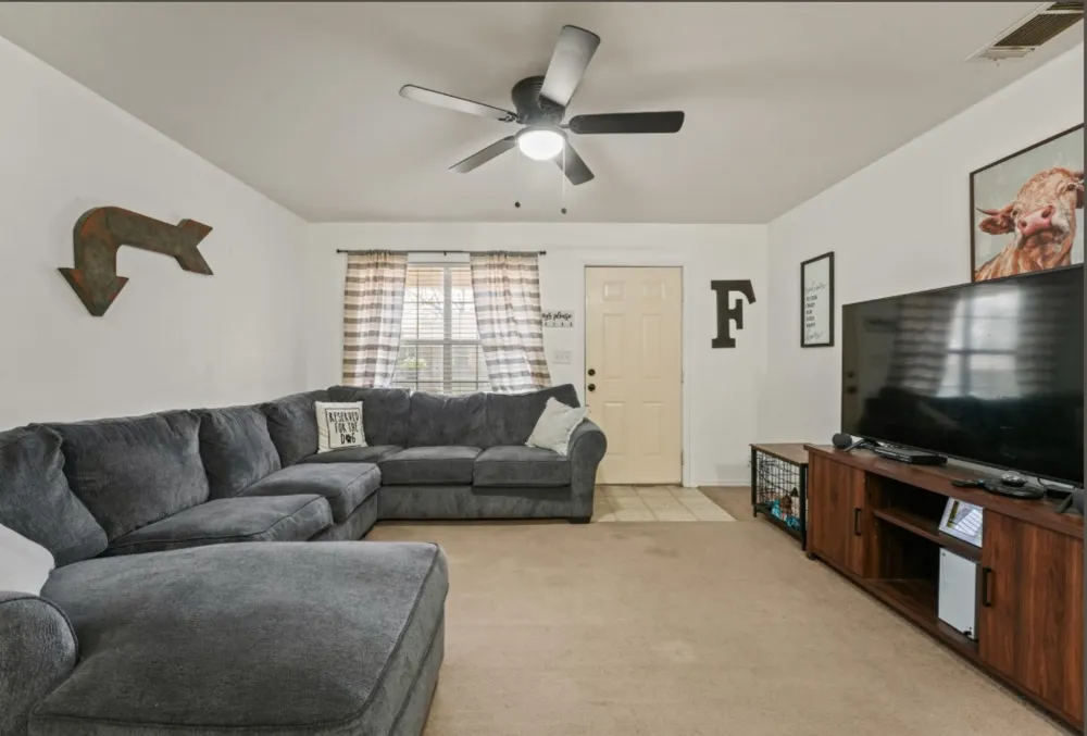 209 Mill Street Lone Oak, TX 75453