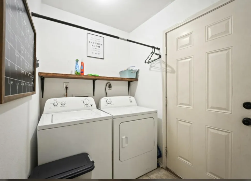 209 Mill Street Lone Oak, TX 75453