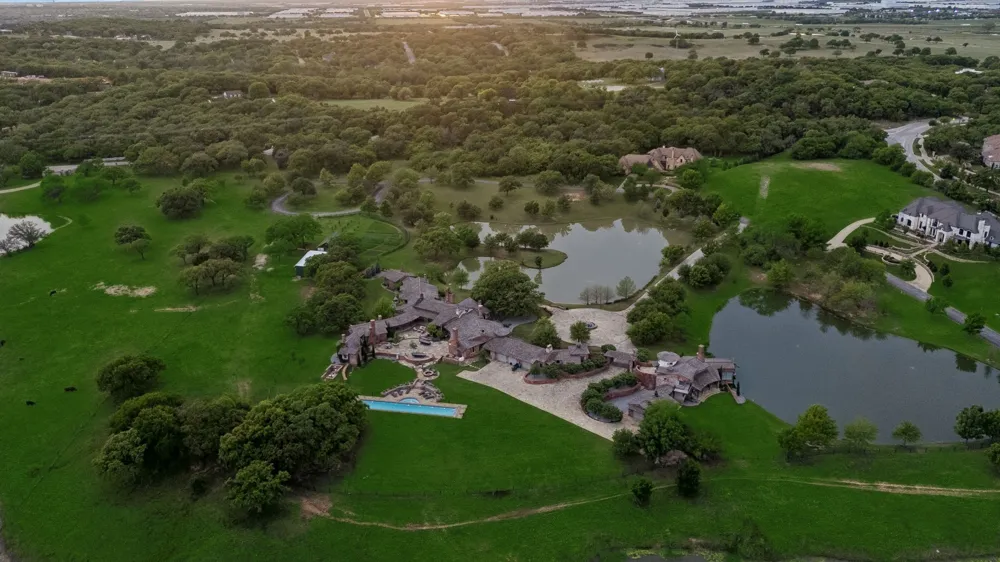 1 Paigebrooke Westlake, TX 76262