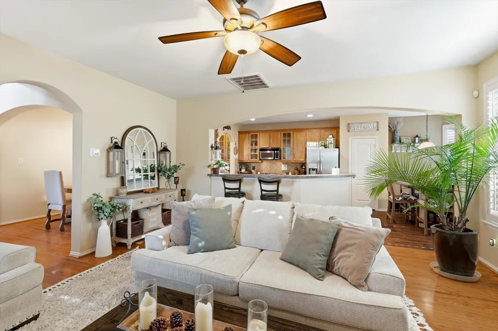 377 Kirby Drive Lantana, TX 76226