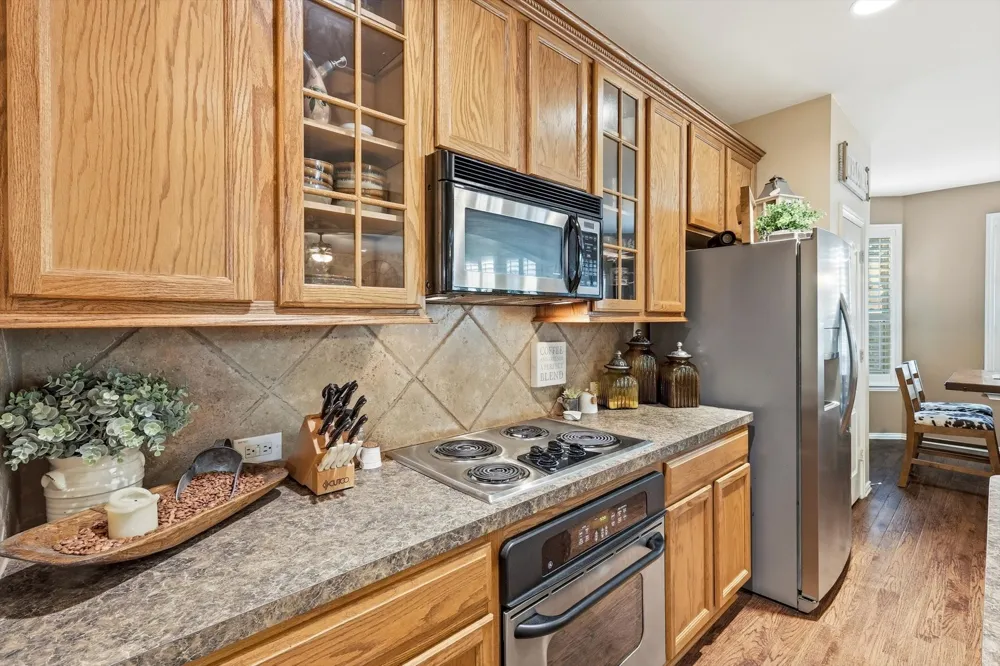 377 Kirby Drive Lantana, TX 76226