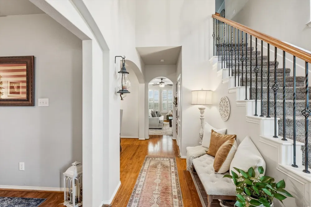 377 Kirby Drive Lantana, TX 76226