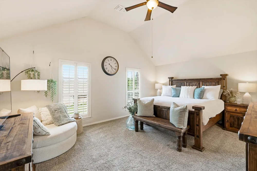 377 Kirby Drive Lantana, TX 76226