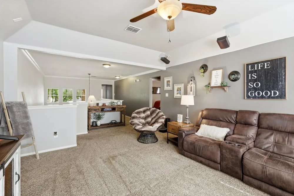 377 Kirby Drive Lantana, TX 76226