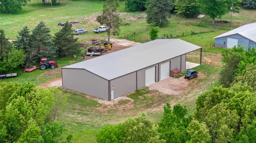 10860 Farm Road 197 Arthur City, TX 75411